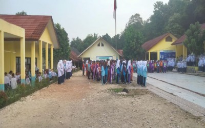 Kegiatan MPLS SMPN 2 Telukjambe Barat Tahun Pelajaran 2025/2026